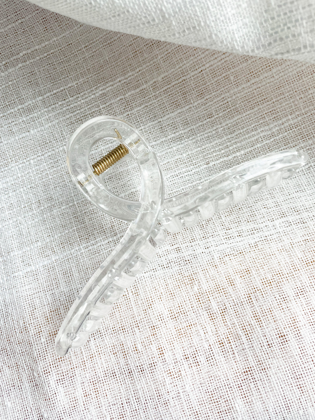 Open Loop Claw Hair Clip